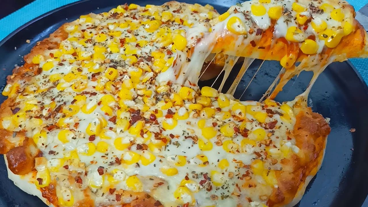Veg Cheese Corn Pizza